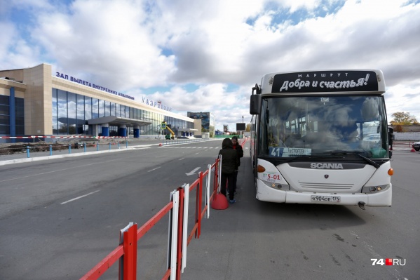 Пассажир чартерного рейса закурил в туалете самолёта Пассажир чартерного рейса закурил в туалете самолёта
