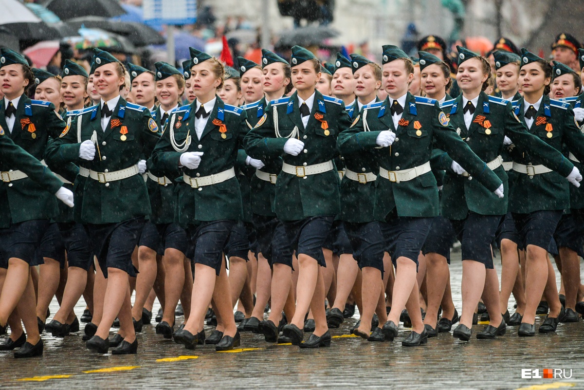 Фото девушки на 9 мая