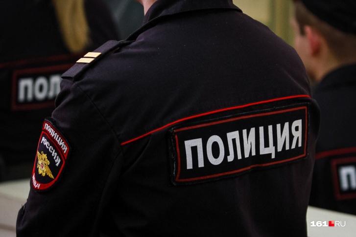 Сотрудников полиции проверят после заявления юноши об угрозах Сотрудников полиции проверят после заявления юноши об угрозах