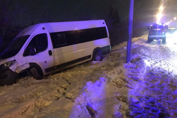 Пенсионерка попала под колеса общественного транспорта по собственной вине Пенсионерка попала под колеса общественного транспорта по собственной вине