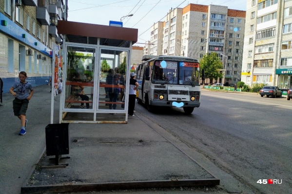 Зарплаты многих курганцев не столь высоки, чтобы возвращаться домой на такси Зарплаты многих курганцев не столь высоки, чтобы возвращаться домой на такси