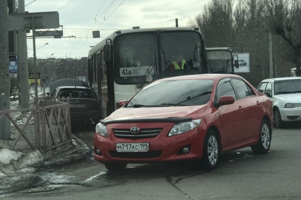 Водитель, по словам очевидцев, убежал Водитель, по словам очевидцев, убежал