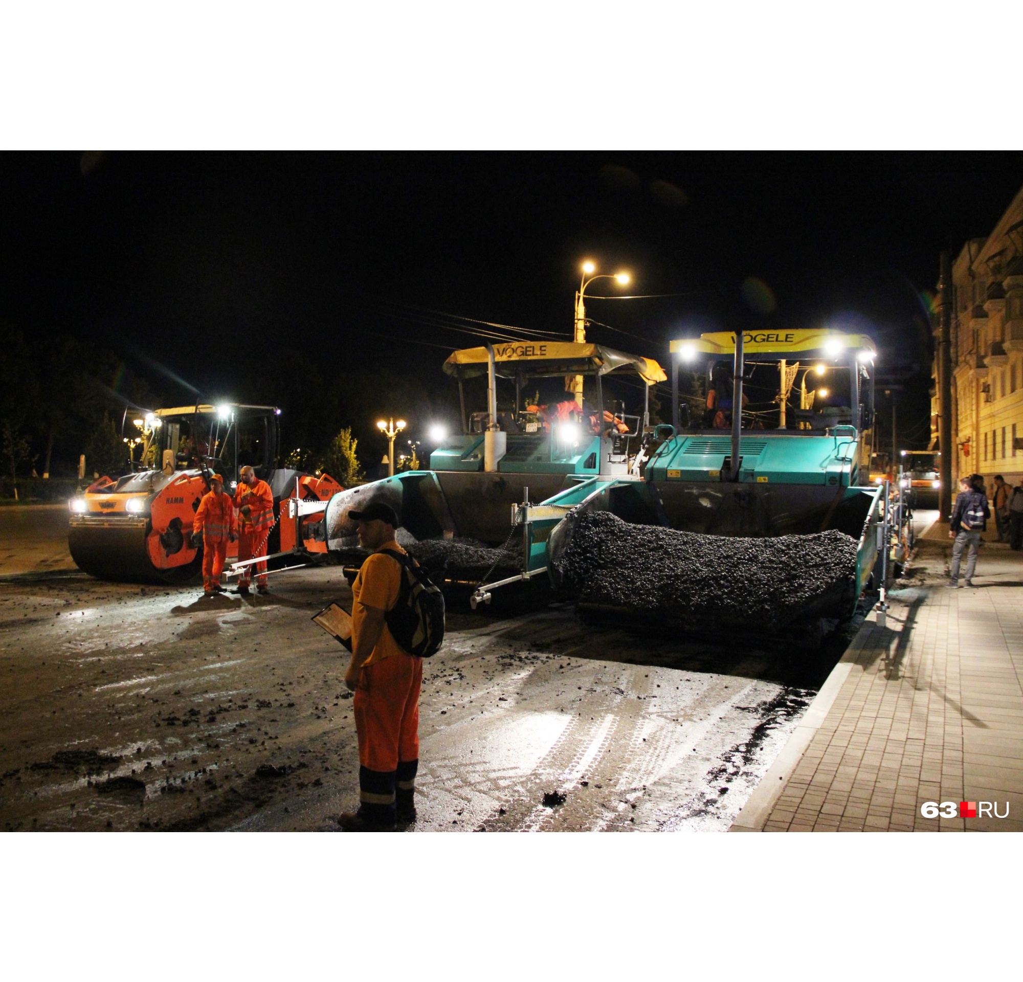 Во время подготовки к ЧМ компания <a href="https://63.ru/text/gorod/50614171/" target="_blank" class="_">ремонтировала улицу</a> Максима Горького Во время подготовки к ЧМ компания <a href="https://63.ru/text/gorod/50614171/" target="_blank" class="_">ремонтировала улицу</a> Максима Горького