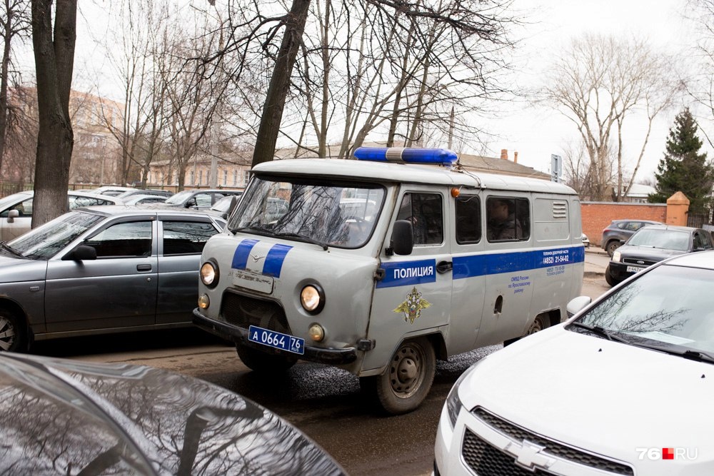 «Убью!»: в Ярославле мать угрожала расправой дочери-подростку. Девочка вызвала полицию