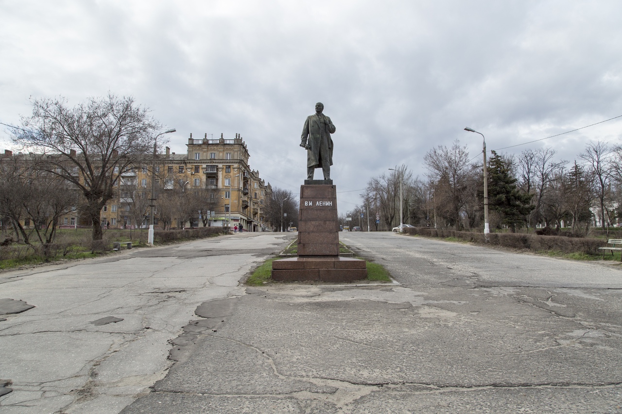 Памятник Ленину в Волгограде, улица Титова