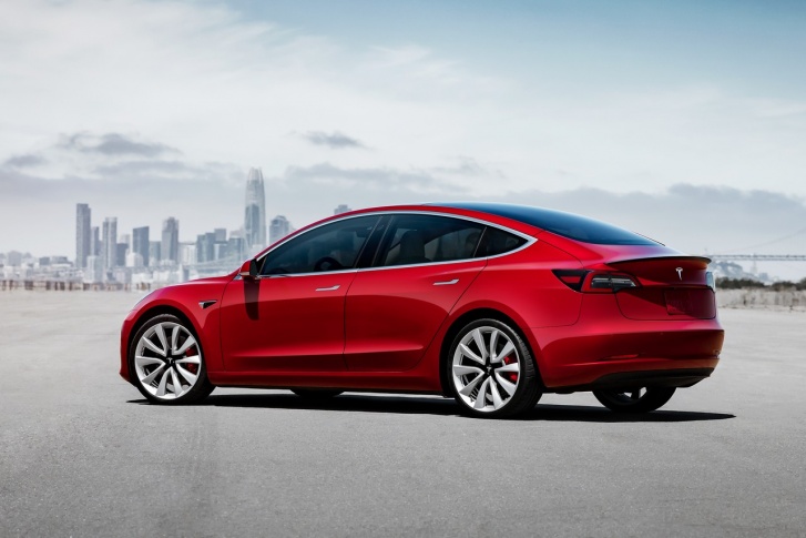 Tesla Model 3 символична: отчаянная попытка сделать электромобиль массовым обернулась нервным срывом для главы компании Илона Маска Tesla Model 3 символична: отчаянная попытка сделать электромобиль массовым обернулась нервным срывом для главы компании Илона Маска