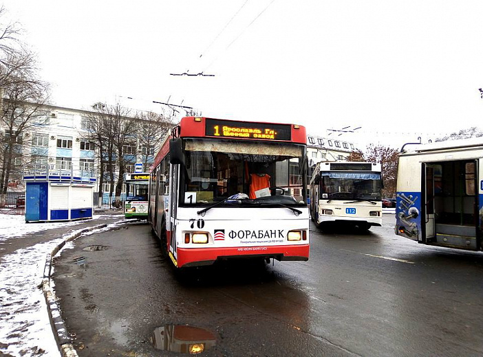 Один из троллейбусов, в котором можно подтянуть русский язык 