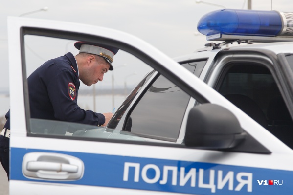 Одинокая женщина привлекла внимание полицейских Одинокая женщина привлекла внимание полицейских