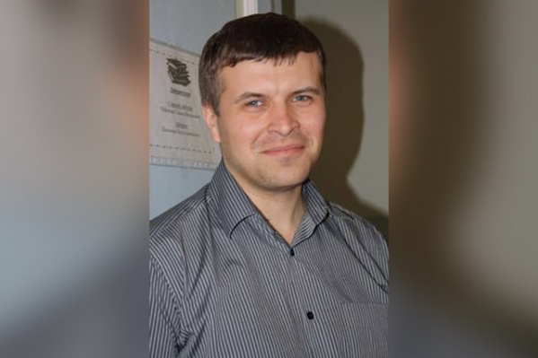Дмитрий Вильвер сразу после задержания не стал скрывать, что брал деньги с учащихся Дмитрий Вильвер сразу после задержания не стал скрывать, что брал деньги с учащихся
