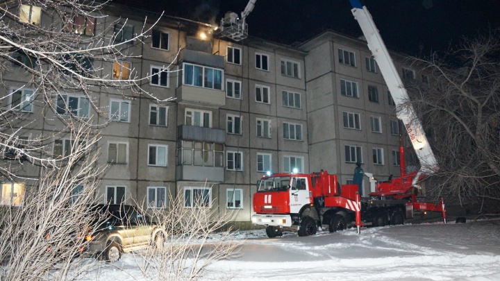 Мальчик выпрыгнул из окна горящей квартиры на 5 этаже до приезда спасателей