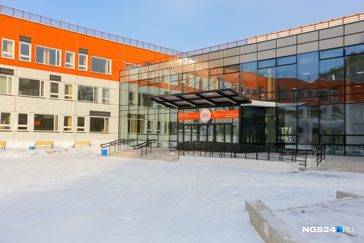 Новая школа открылась в феврале этого года Новая школа открылась в феврале этого года