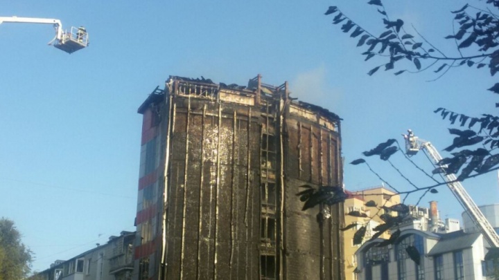 Сгоревший отель Torn House отремонтируют к следующей весне