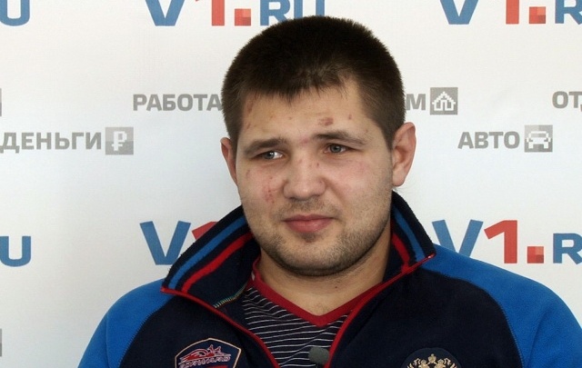 Поставил себе «тройку»: волгоградец Максим Бабанин прошел в четвертьфинал чемпионата мира по боксу