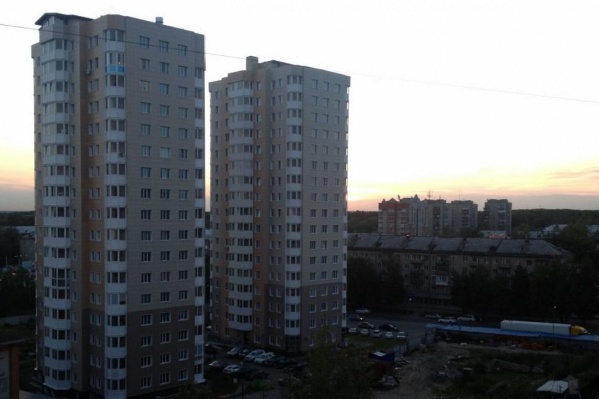 Жители начали задыхаться от едкого запаха с начала недели Жители начали задыхаться от едкого запаха с начала недели