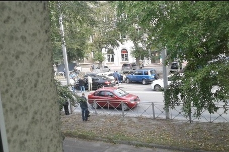 Авария случилась возле дома по адресу Аэропорт, 30 Авария случилась возле дома по адресу Аэропорт, 30