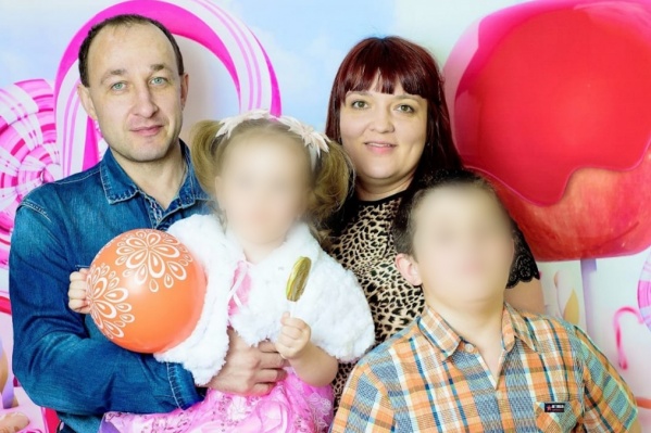 Отец погибшей девочки ранее подчёркивал, что гражданский иск с компенсацией не важен — нужно наказать виновных Отец погибшей девочки ранее подчёркивал, что гражданский иск с компенсацией не важен — нужно наказать виновных