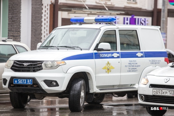 Полиция сейчас разыскивает мошенника, обманувшего пенсионерку Полиция сейчас разыскивает мошенника, обманувшего пенсионерку