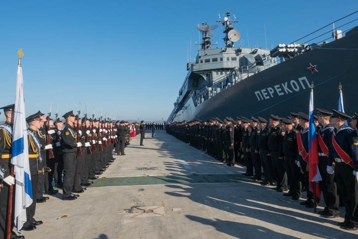 Второго сентября учебный корабль зашёл в Мурманск