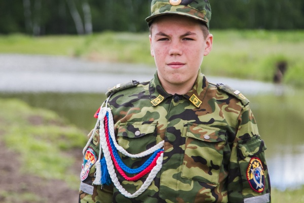 Подросток рисковал своей жизнью, чтобы спасти школьника Подросток рисковал своей жизнью, чтобы спасти школьника