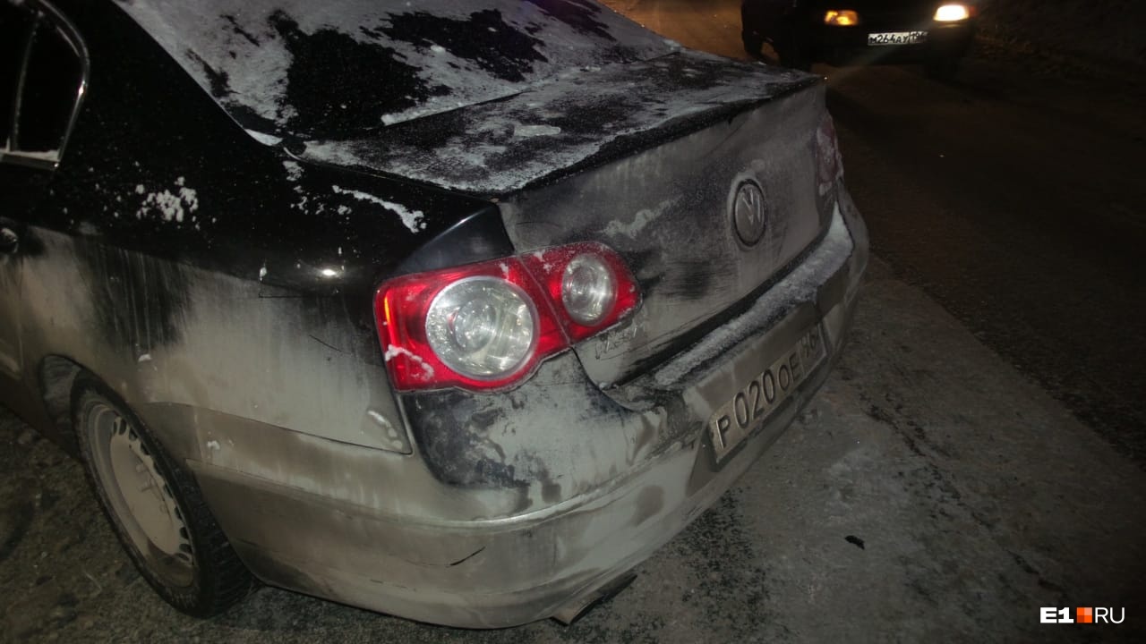 Водитель Volkswagen сбежал с места аварии Водитель Volkswagen сбежал с места аварии