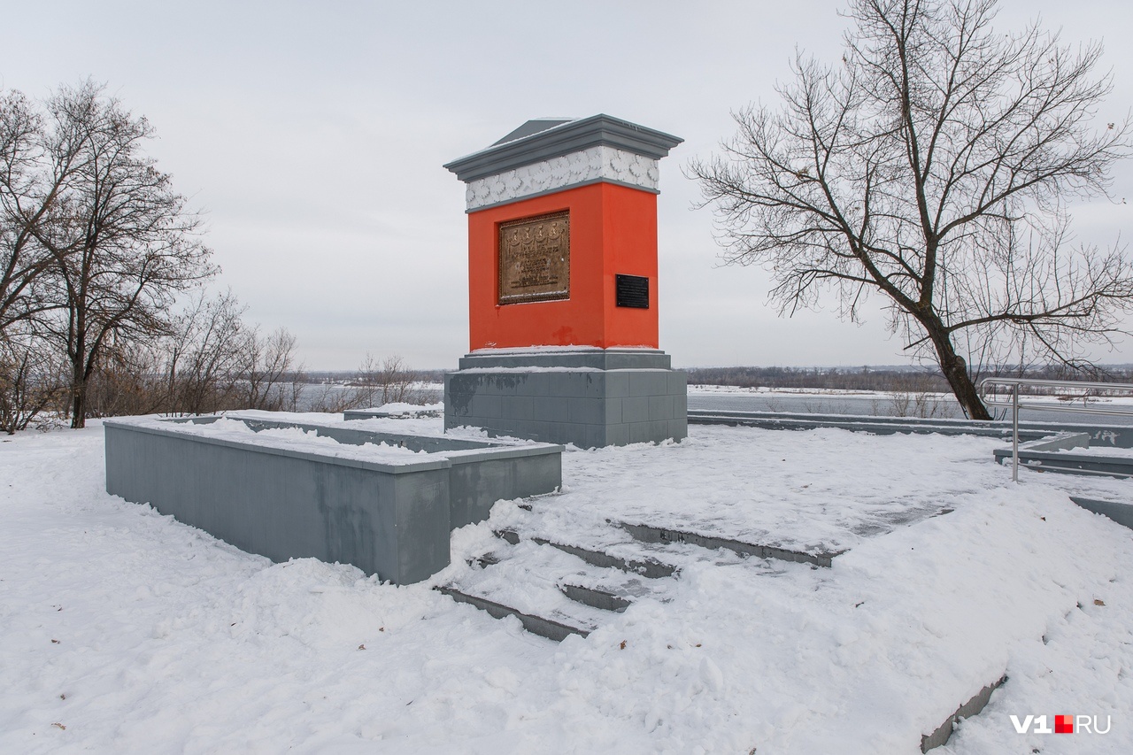 «В Волгоград направлена комиссия»: Росимущество посмотрит на ремонт памятника героям-связистам
