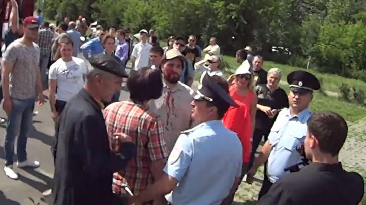 На митинге против пенсионной реформы в Челябинске произошла потасовка