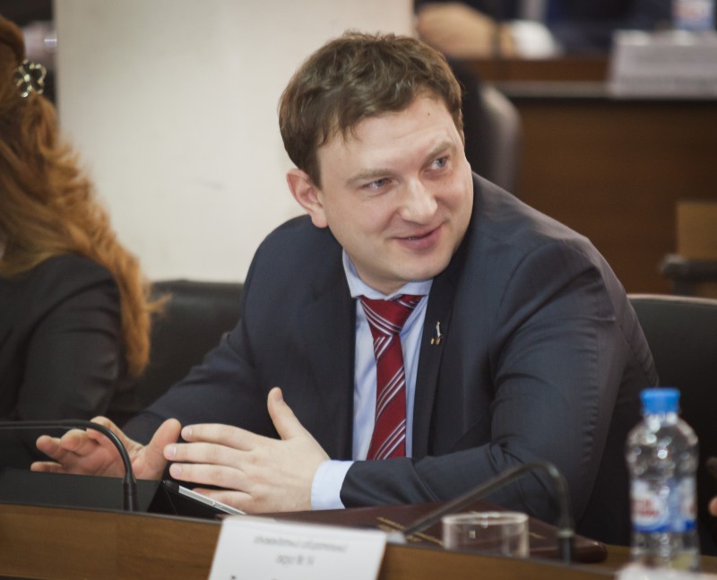 Нижегородского депутата обязали вернуть деньги своей бывшей фирме