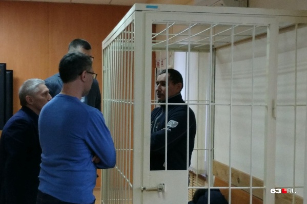 Интересы Константина Наумова на заседании по выбору меры пресечения представляли три адвоката Интересы Константина Наумова на заседании по выбору меры пресечения представляли три адвоката