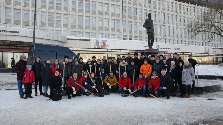 В центре Перми провели масштабный субботник в честь юбилея изобретателя радио Попова