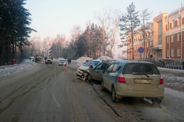 Автоинспекторы ещё выясняют причины ДТП Автоинспекторы ещё выясняют причины ДТП