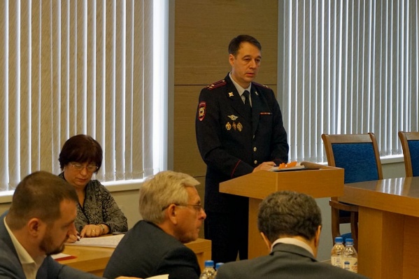 Исполняющий обязанности начальника местного управления МВД Станислав Тихонов Исполняющий обязанности начальника местного управления МВД Станислав Тихонов