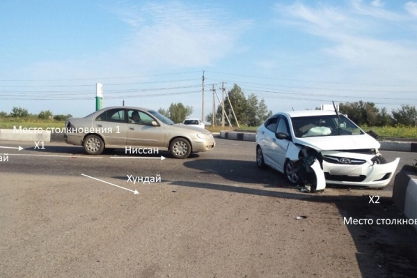 Авария произошла на кольце Северного шоссе Авария произошла на кольце Северного шоссе 
