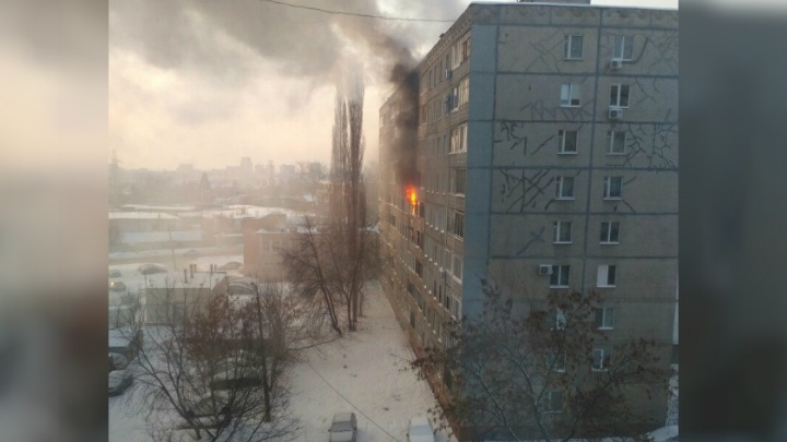 Из-за пожара в уфимской высотке эвакуировали 13 человек