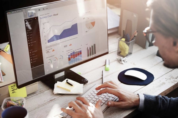 Освоив профессию SEO-специалиста, можно уверенно работать на себя Освоив профессию SEO-специалиста, можно уверенно работать на себя