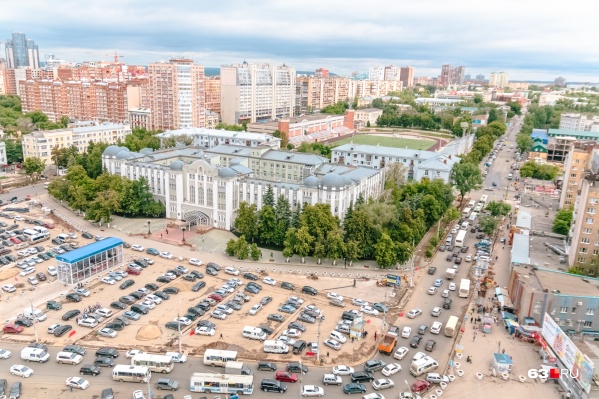 Сквер возле здания управления железной дорогой приведут в порядок Сквер возле здания управления железной дорогой приведут в порядок