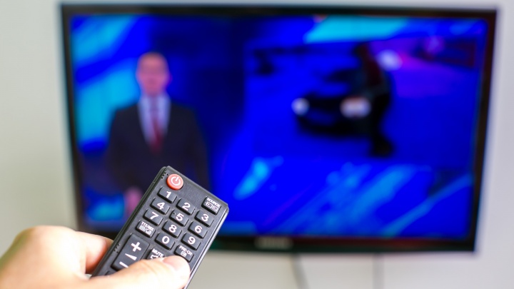 Красноярец отсудил деньги за сломанный телевизор, но отказался его возвращать