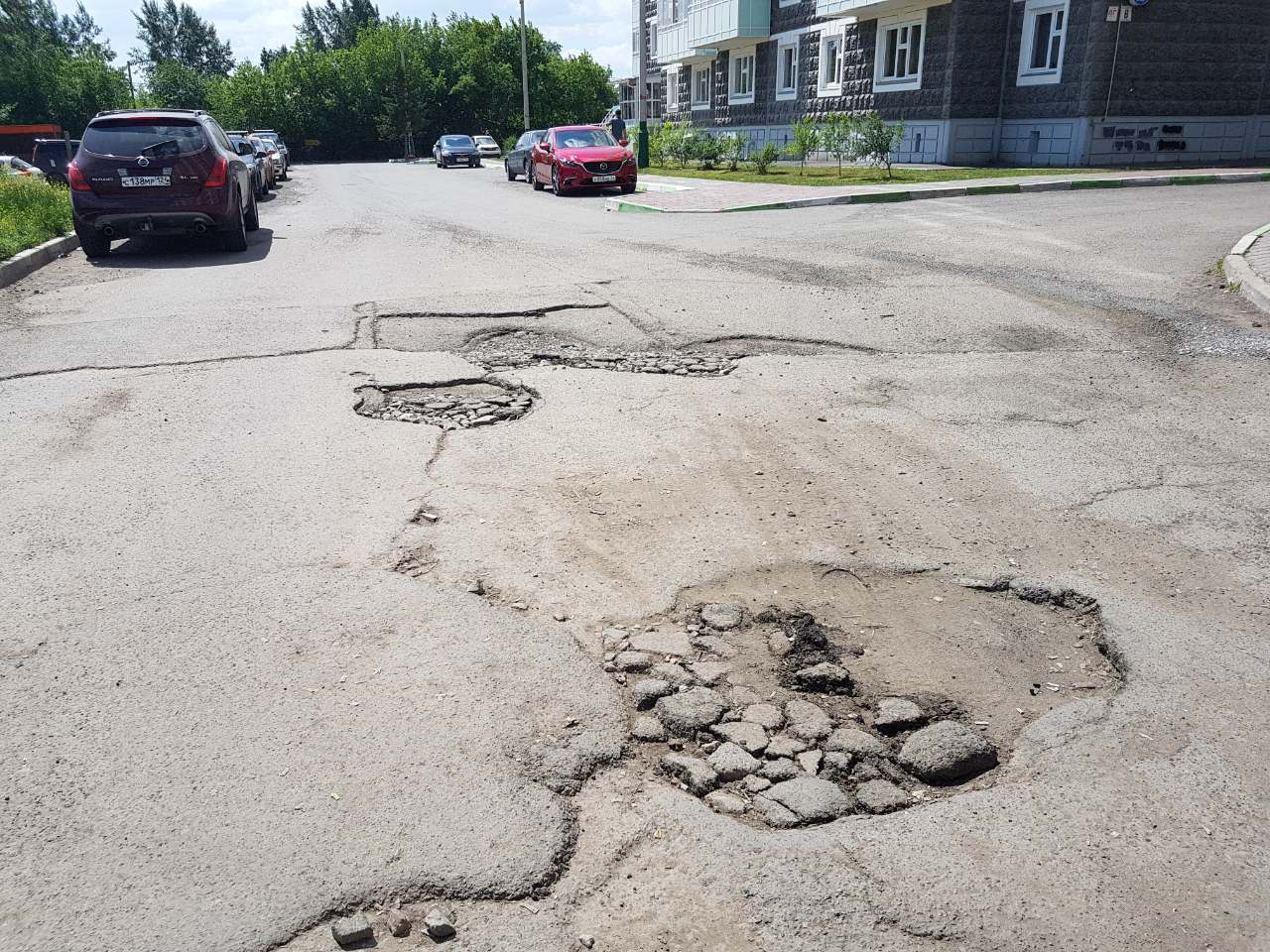 Такое состояние асфальта сейчас Такое состояние асфальта сейчас
