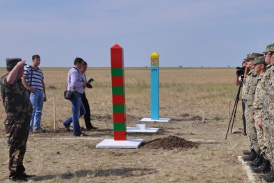 Установка пограничных столбов в Купинском районе Установка пограничных столбов в Купинском районе