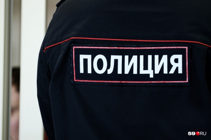 Полицейского уволили за поступок, порочащий честь мундира Полицейского уволили за поступок, порочащий честь мундира
