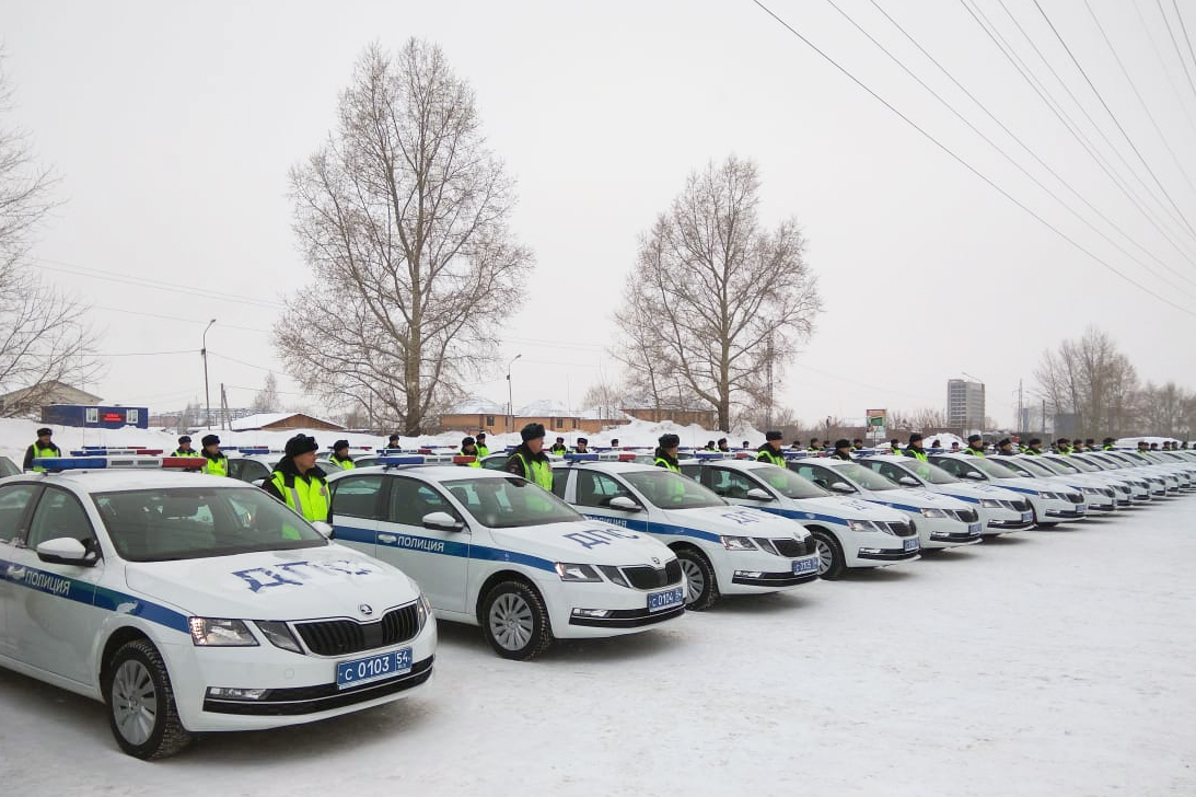 Парад на Бородина: автоинспекторы получили 73 новые «Шкоды Октавии»