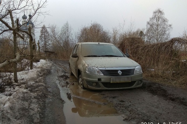 Здесь даже пешком трудно пройти Здесь даже пешком трудно пройти