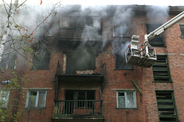 Архивное фото: пожар после взрыва газа на Маркса в мае 2011 года Архивное фото: пожар после взрыва газа на Маркса в мае 2011 года