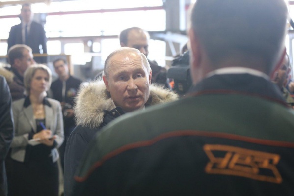 Владимир Путин большую часть вторника провёл в Свердловской области Владимир Путин большую часть вторника провёл в Свердловской области