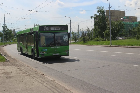 Автобус № 12 теперь ходит до Северного Автобус № 12 теперь ходит до Северного
