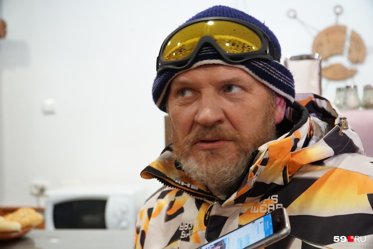 Александр в Губаху приезжает на выходные Александр в Губаху приезжает на выходные