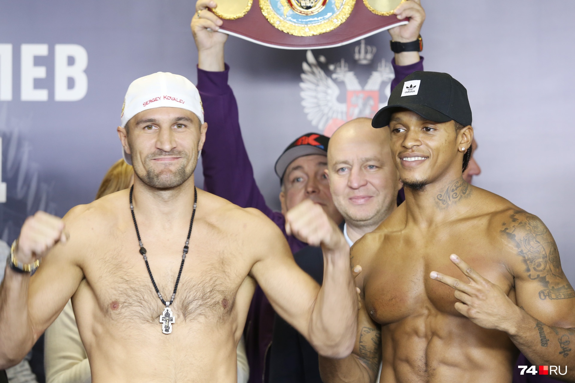 Завтра, помимо титула чемпиона мира WBO, на кону будет стоять ещё и титул суперчемпиона Евразийского боксёрского парламента EBP Завтра, помимо титула чемпиона мира WBO, на кону будет стоять ещё и титул суперчемпиона Евразийского боксёрского парламента EBP