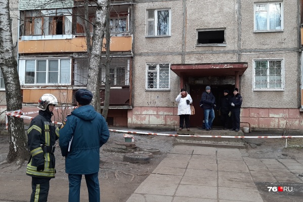 В воскресенье в пострадавшем от взрыва газа доме работала комиссия. В понедельник пройдет еще одно обследование В воскресенье в пострадавшем от взрыва газа доме работала комиссия. В понедельник пройдет еще одно обследование