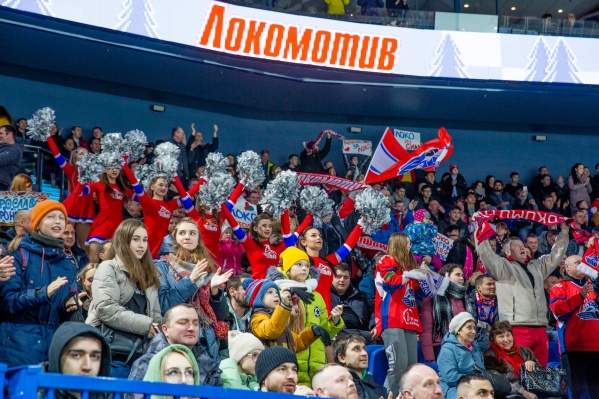 Болельщиков порадовали голами только в конце матча Болельщиков порадовали голами только в конце матча
