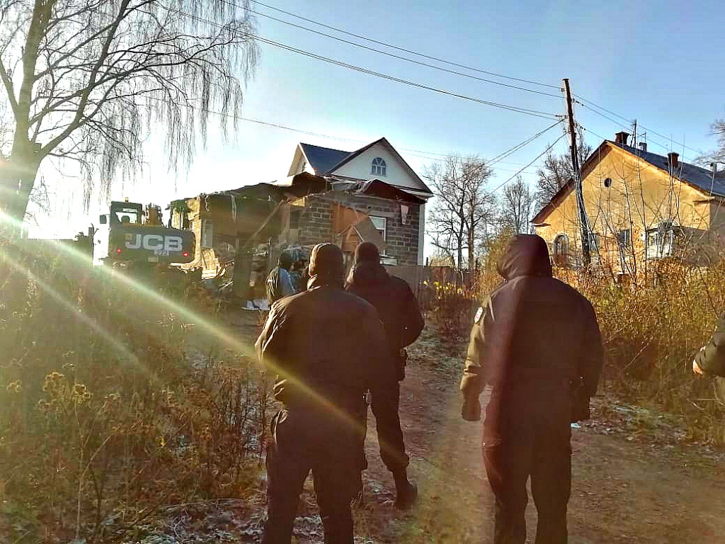 В Ярославле снесли дачу реставратора, незаконно построенную на месте старинного дома