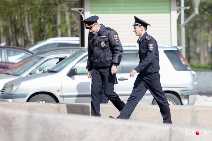 В центре Ростова неизвестные устроили стрельбу